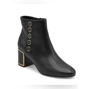 Adrienne Vittadini Black Block Heel Ankle Boots(Size 8M)